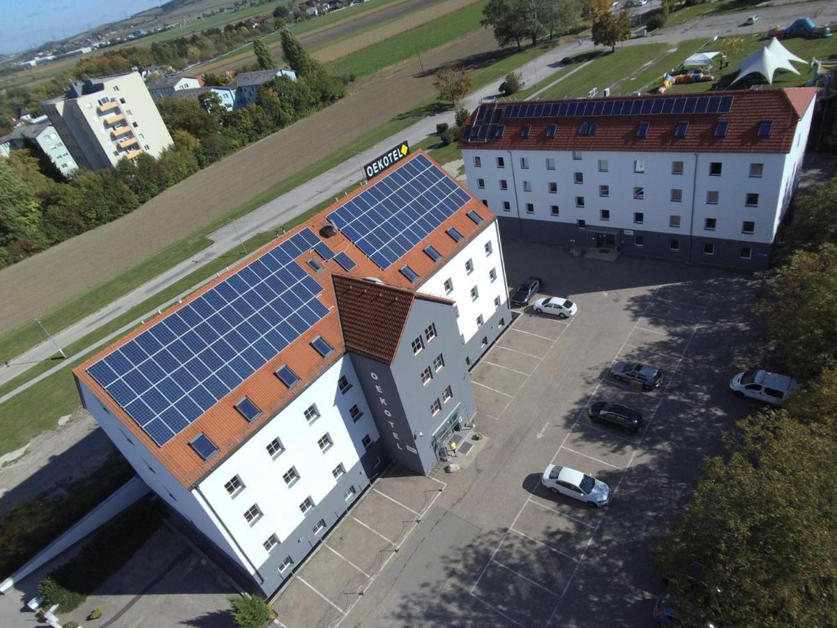 Oekotel Korneuburg Bisamberg Bagian luar foto